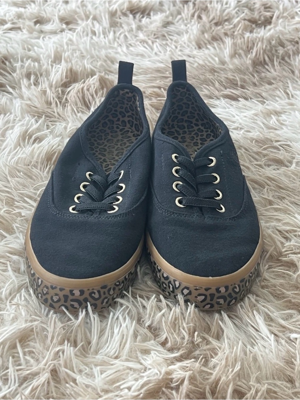 Girl’s Black Cheehah Size 3 Old Navy Sneakers Tennis Shoes Slip On